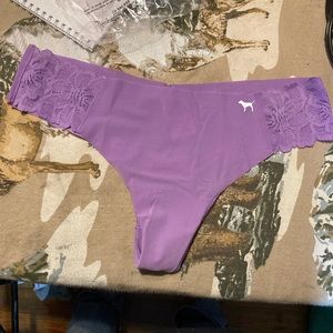 VS/pink no show panties